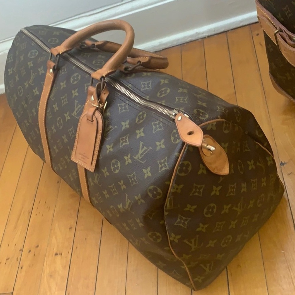 Louis Vuitton Men’s Keep All Bandouliere. SCAMMERS DON’T  BOTHER. Keep moving